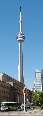 GO Transit and CN Tower